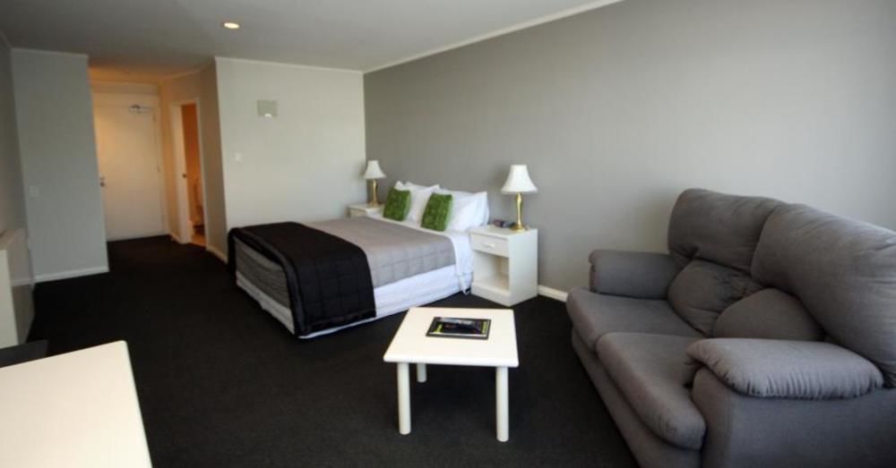 Champers Motor Inn Lower Hutt Extérieur photo